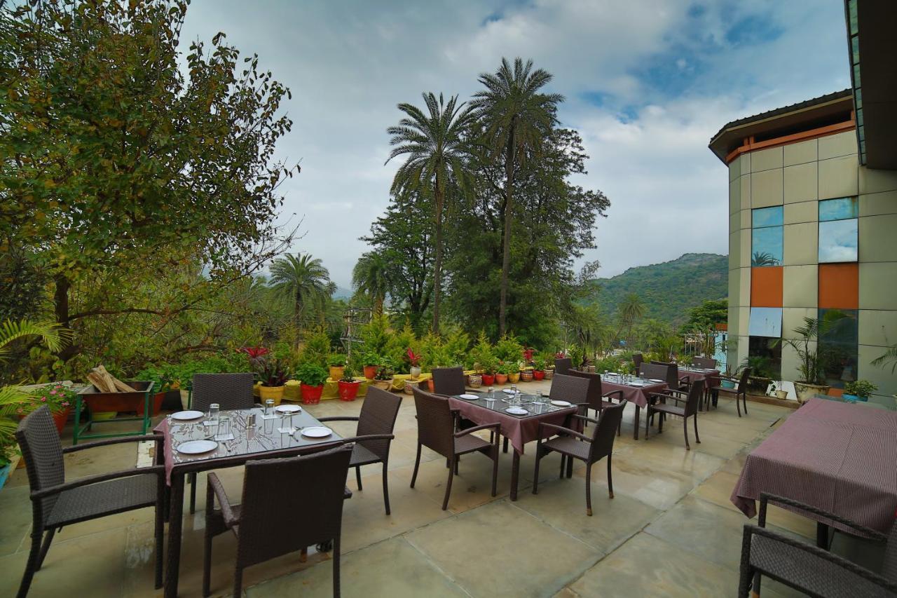 Hotel Rock Regency Mount Abu - A Boutique Rodetel エクステリア 写真